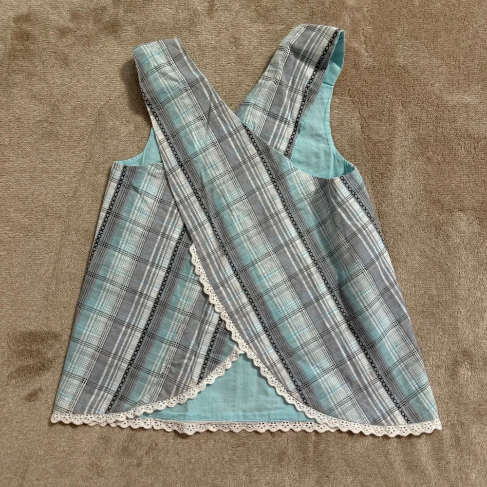 Well Dressed Wolf Girls Aqua Plaid Cross Back Top and Shorts Set 4T Eyelet Lace